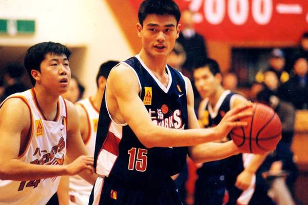 CBA出过哪些亚洲级别的球员?